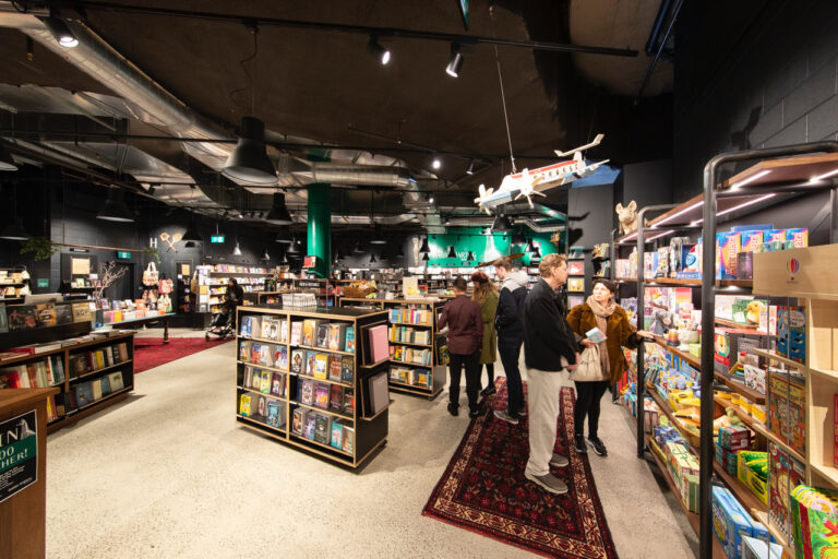 From small retail fitouts to large commercial projects, new builds or refurbishments, we customise our service to meet the specific needs of our clients.